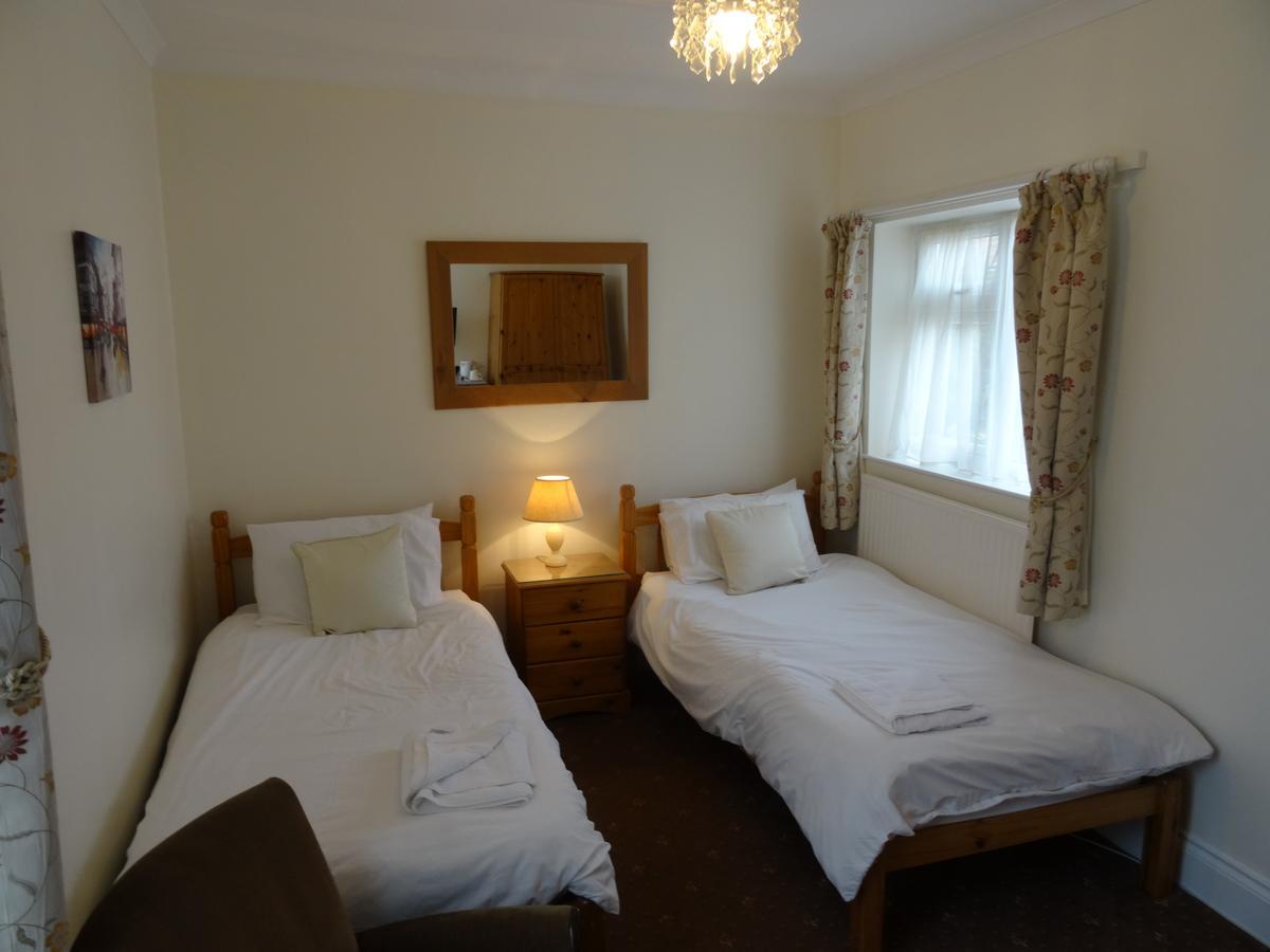 Ashbourne House Bed and Breakfast Burnham-on-Sea Esterno foto